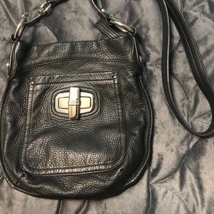 Sold -  FINAL PRICE 💕 B Makowsky black leather crossbody bag